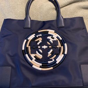 NWOT TORY BURCH TOTE!!!